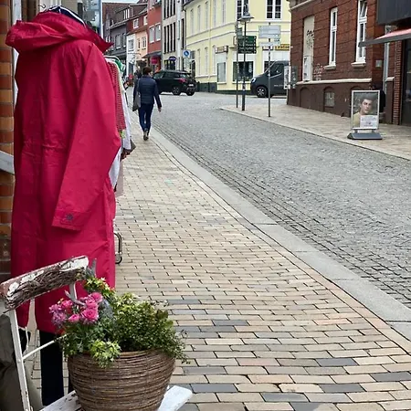 Ferienwohnung Hafenkoje Husum Husum  Exterior foto